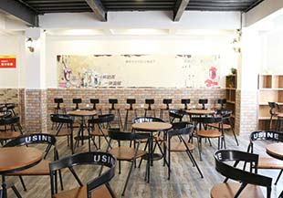 学校冷饮店
